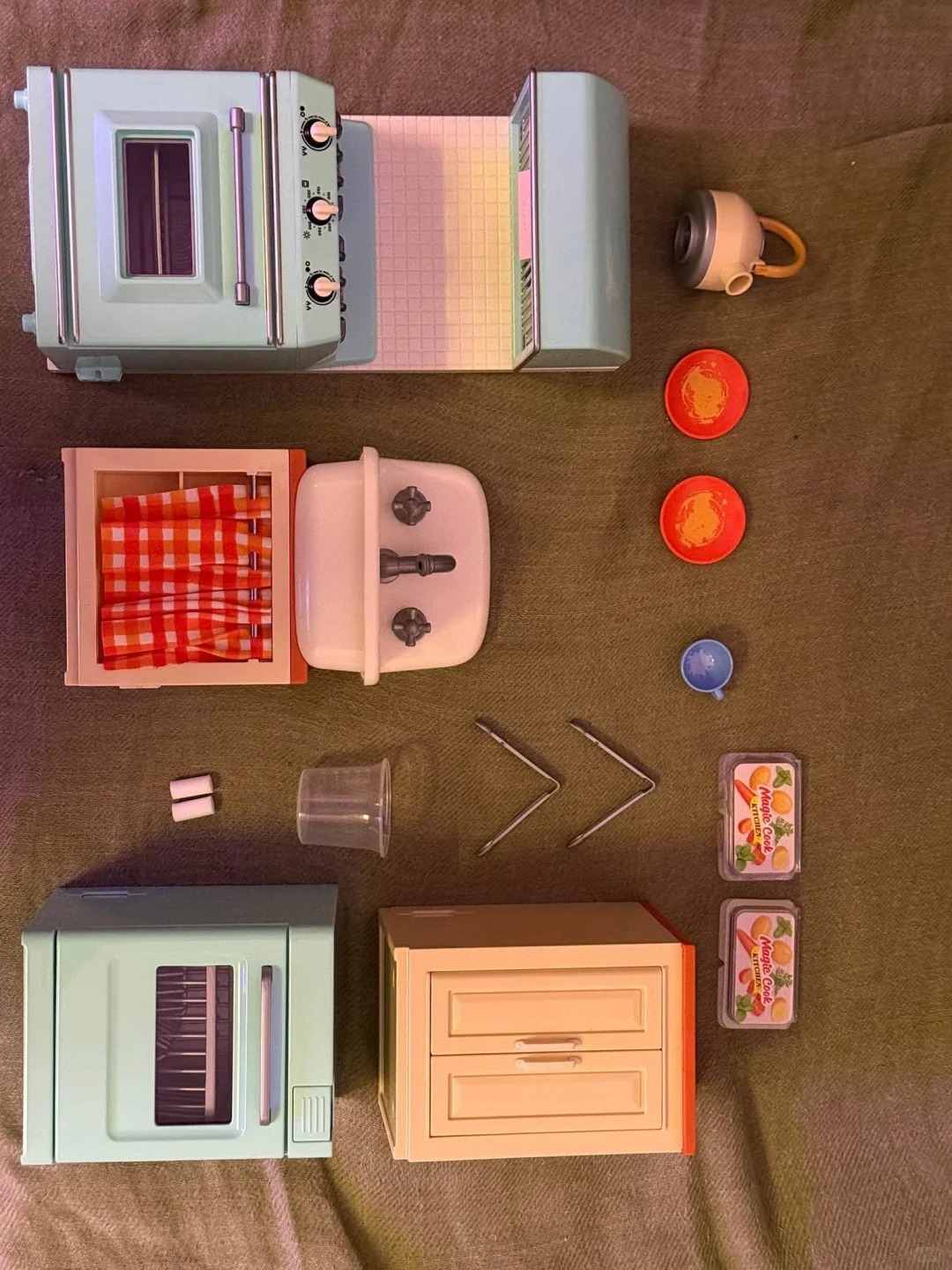 Игровой набор Zuru Mini Brands – обзор и цена Kitchen Baking Kit